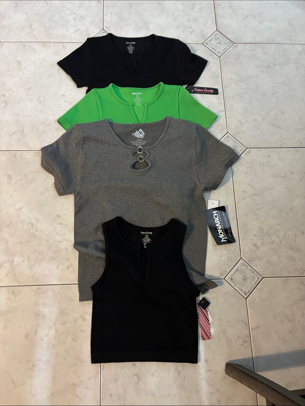 Women's Green Black Grey Ribbed Short Sleeve Tops small one Medium the grey